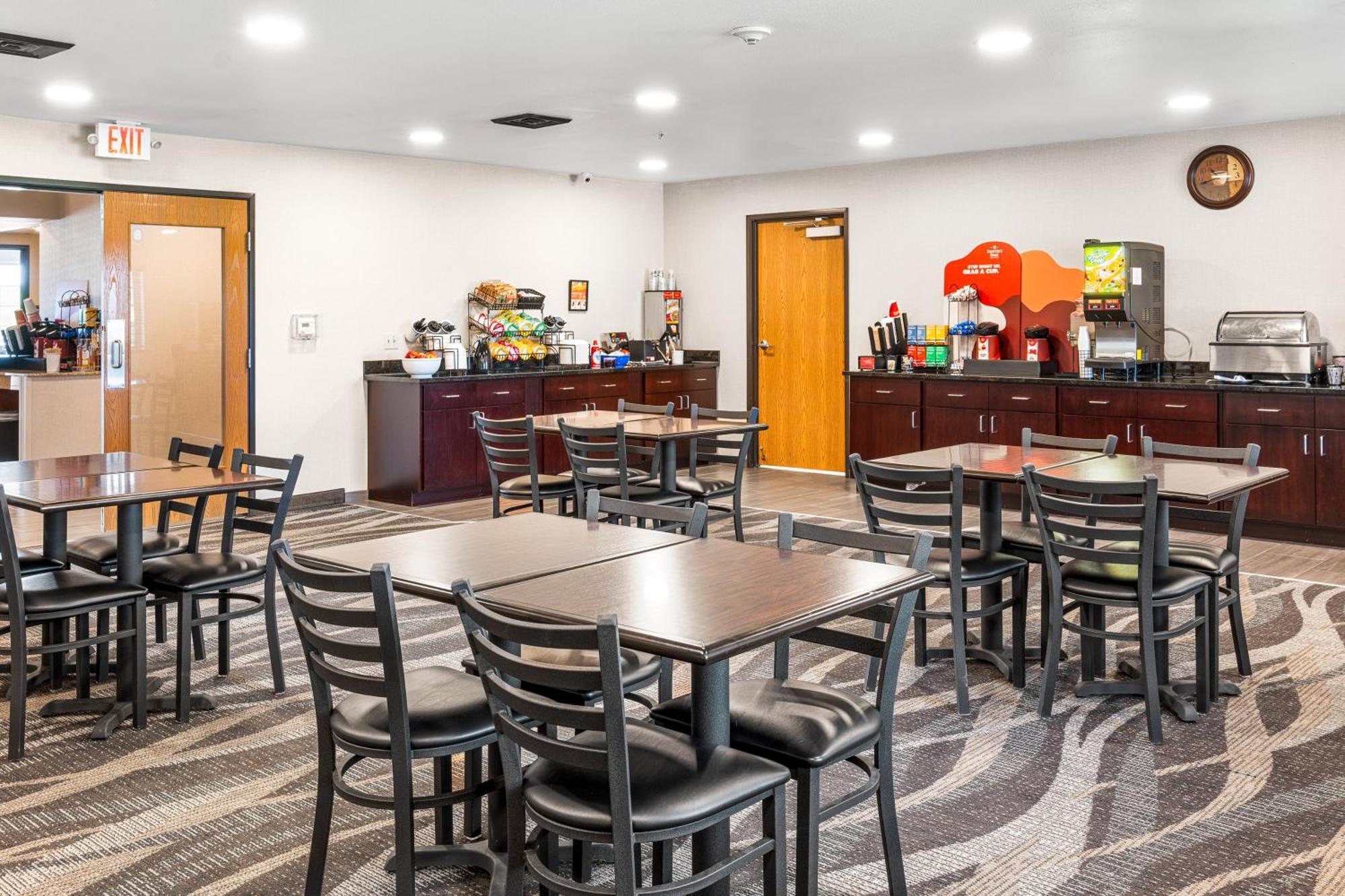 Boarders Inn & Suites By Cobblestone Hotels - Shawano Dış mekan fotoğraf
